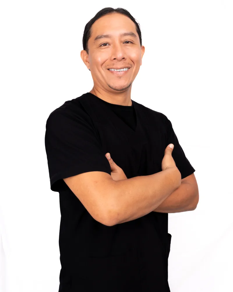 Dr. Miguel Sánchez C.